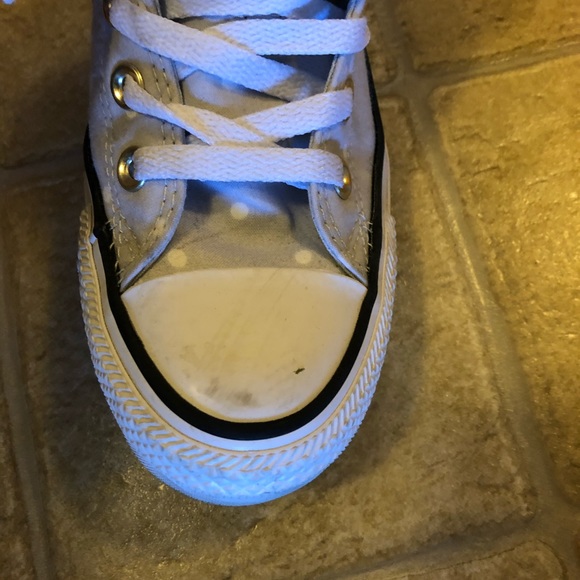 Grey with white dots converse - Picture 4 of 7